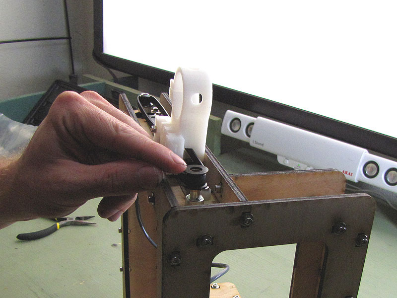 The MakerGear Mosaic 3D Printer – Part III: The X-Axis