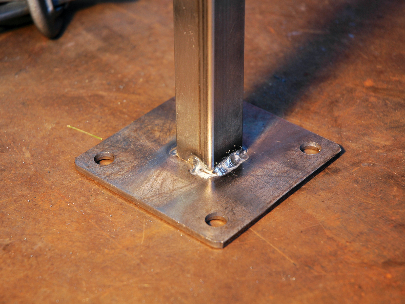 Weld a Pair of&nbsp;Stands