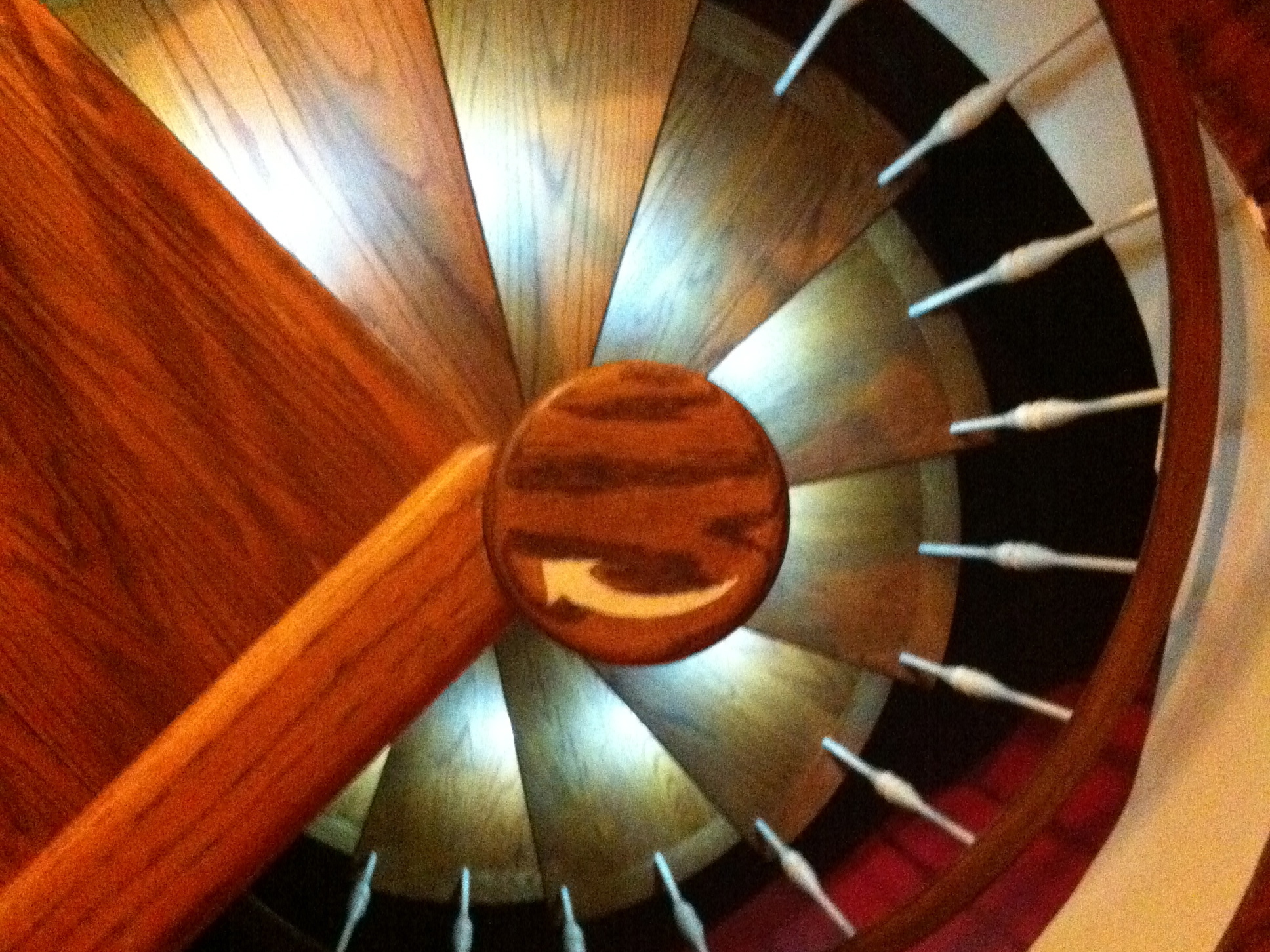 Custom LED Spiral Staircase&nbsp;Lighting