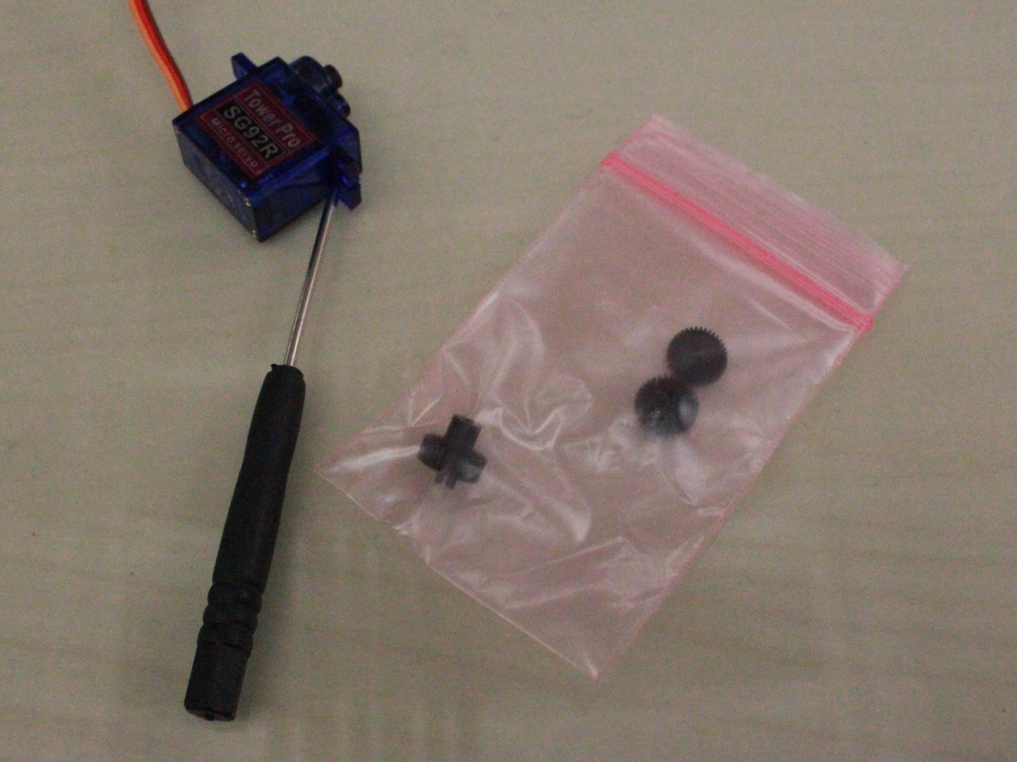 Replacing 9g Servo&nbsp;Gears