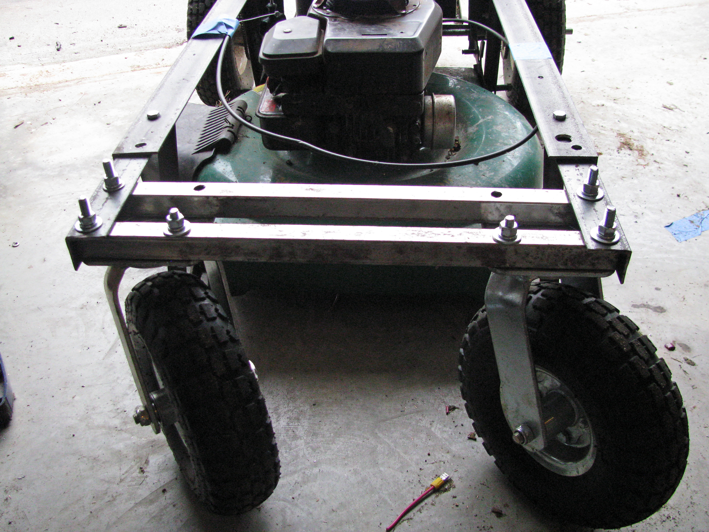 Lawnbot400