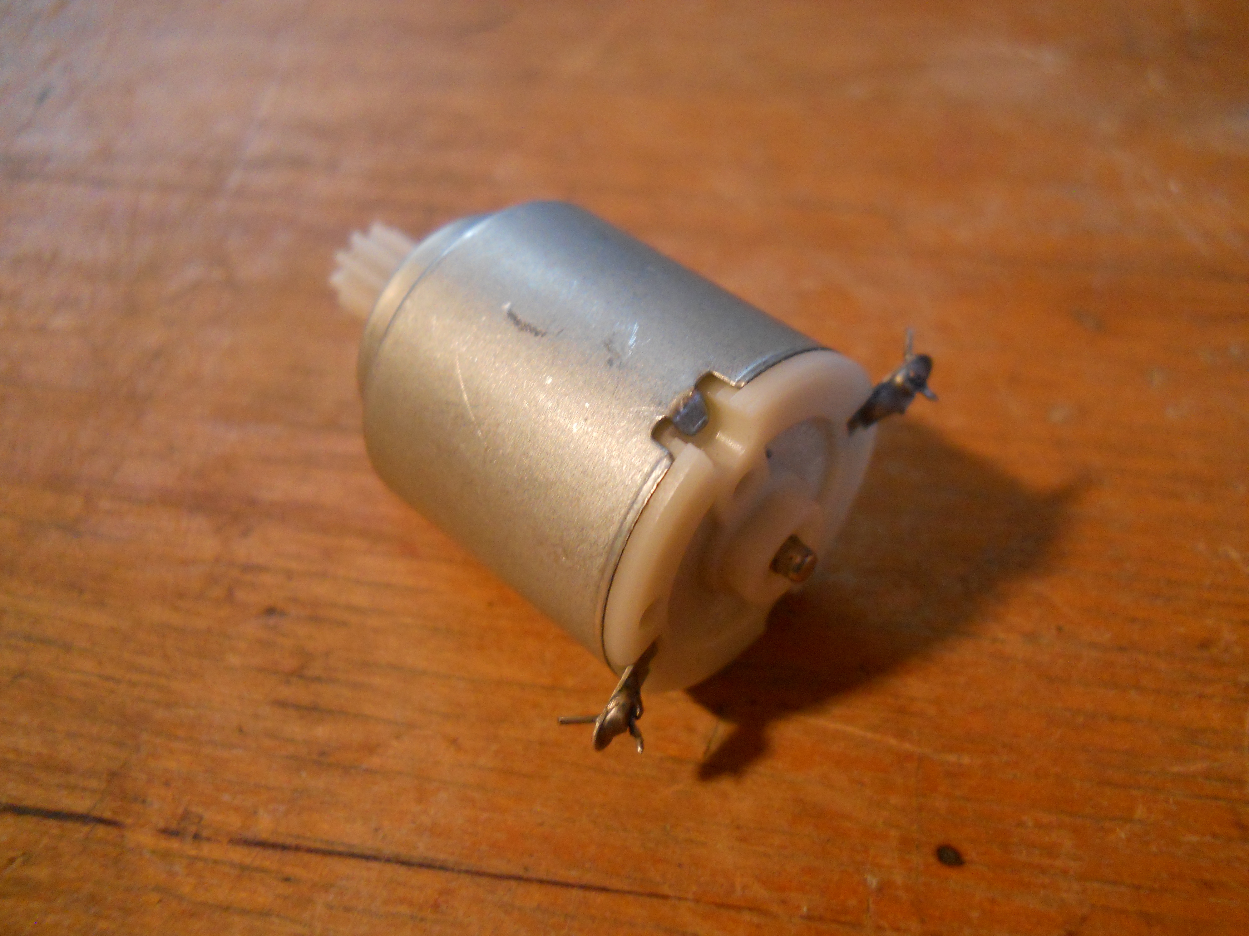 Electric Motor Spinning&nbsp;Top