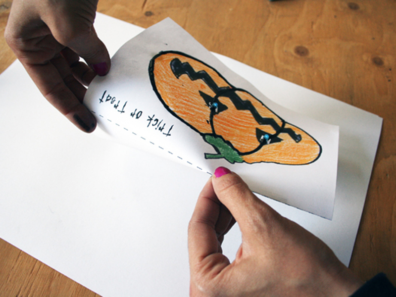 Glowing Halloween&nbsp;Card