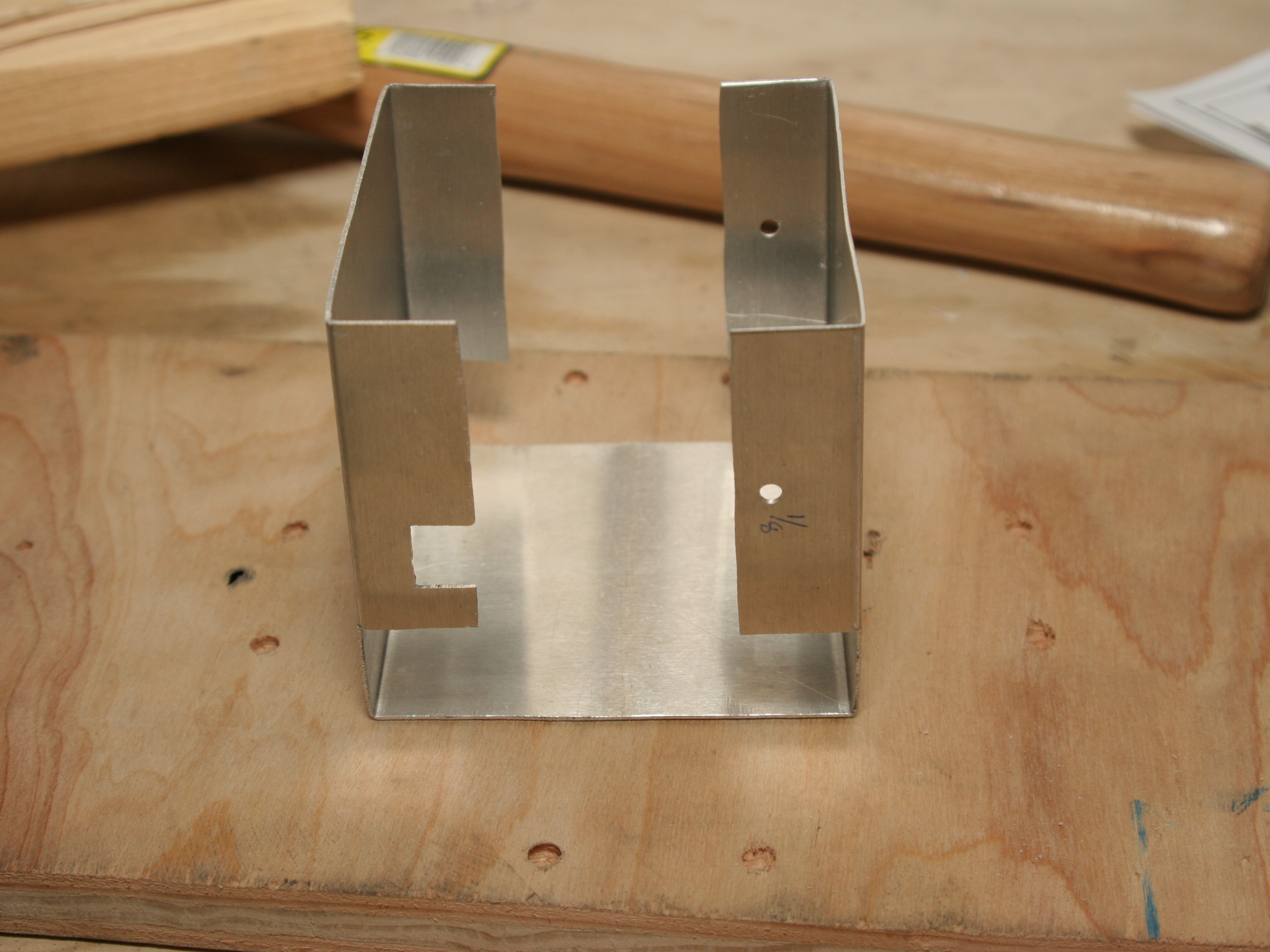 My Robot, Makey