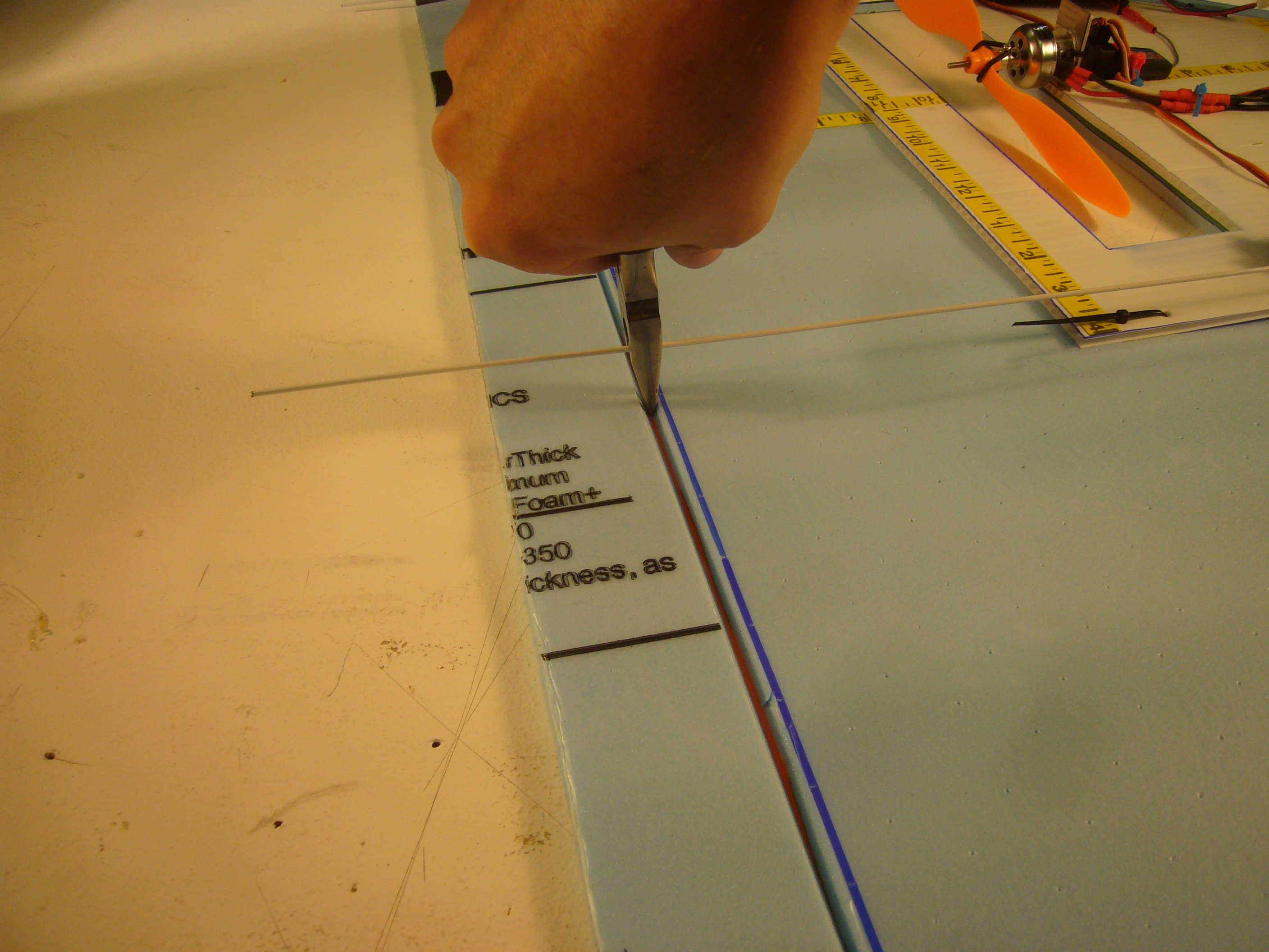 “The Towel” R/C Stunt&nbsp;Plane