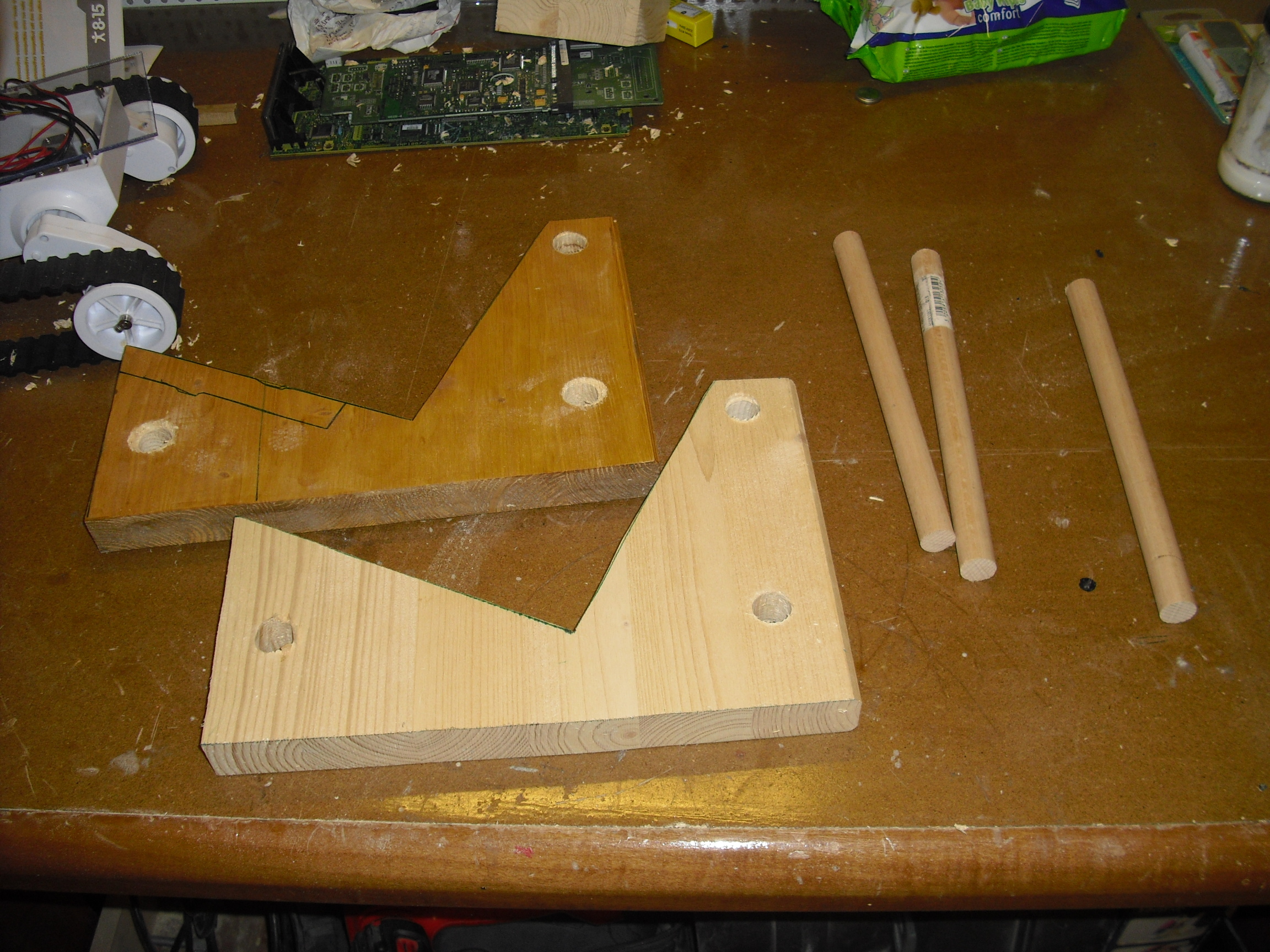 Simple Bass Amp&nbsp;Stand