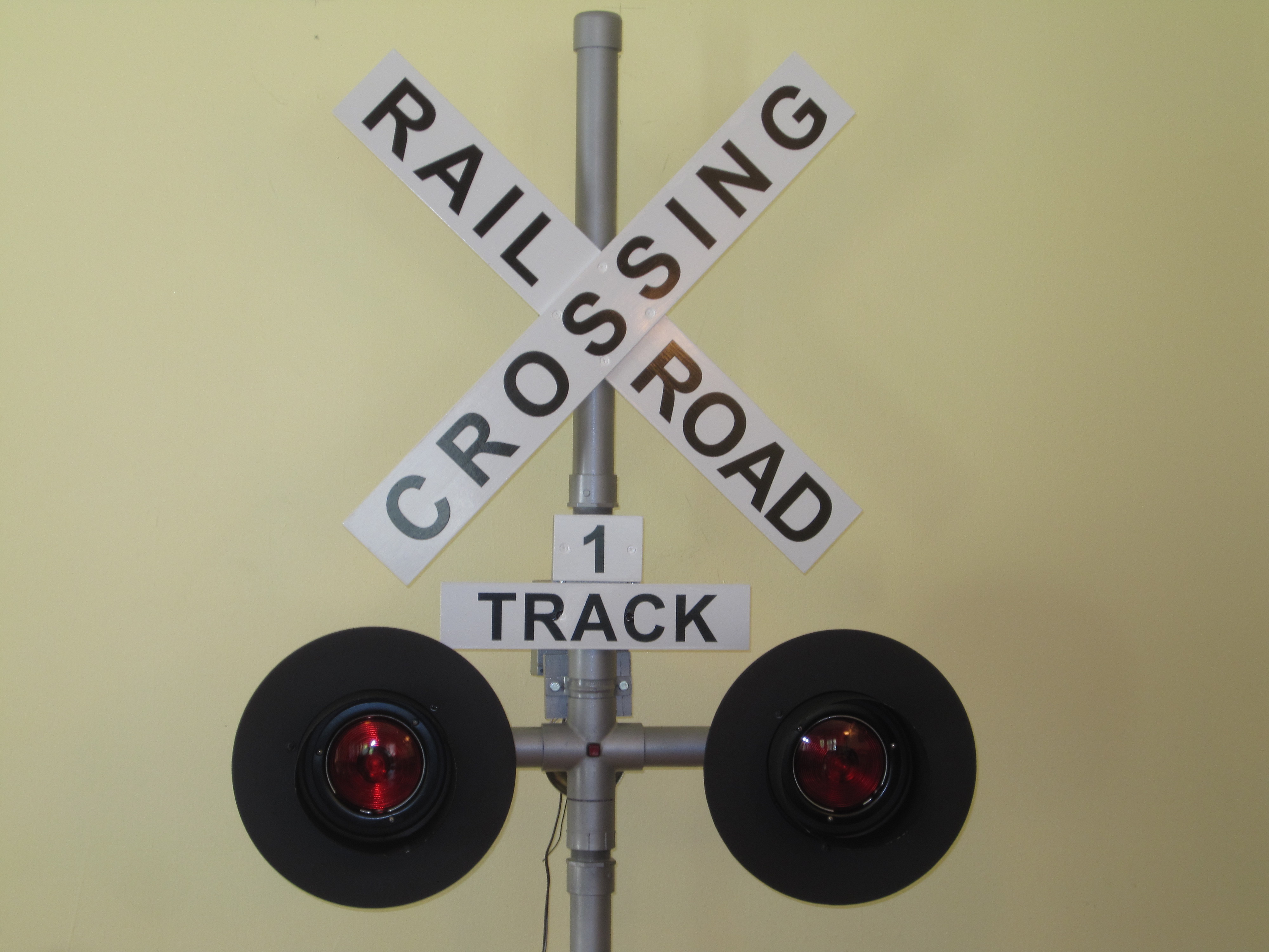 Operating Railroad Grade Crossing Signal
