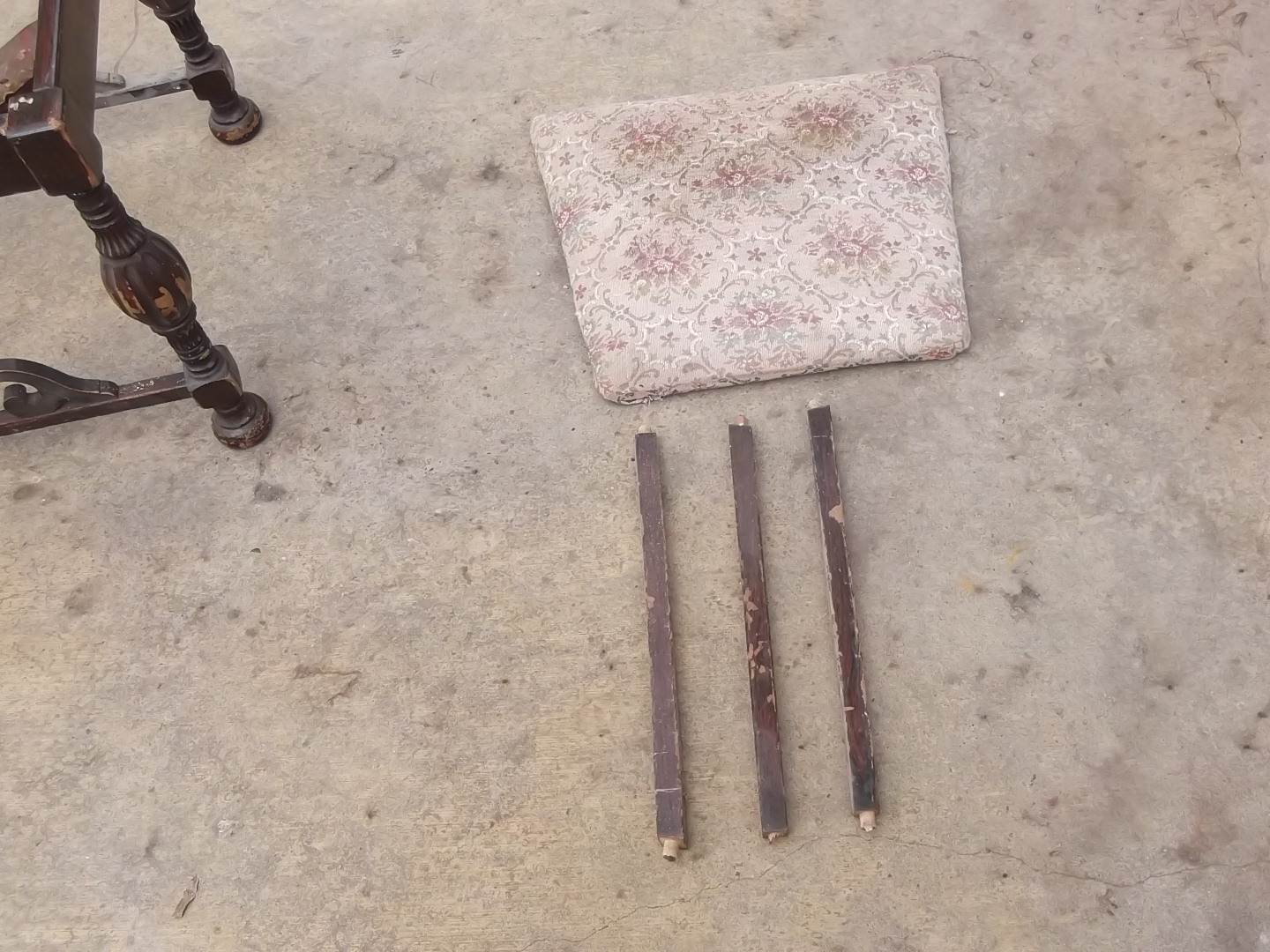 People Furniture to Plant&nbsp;Furniture