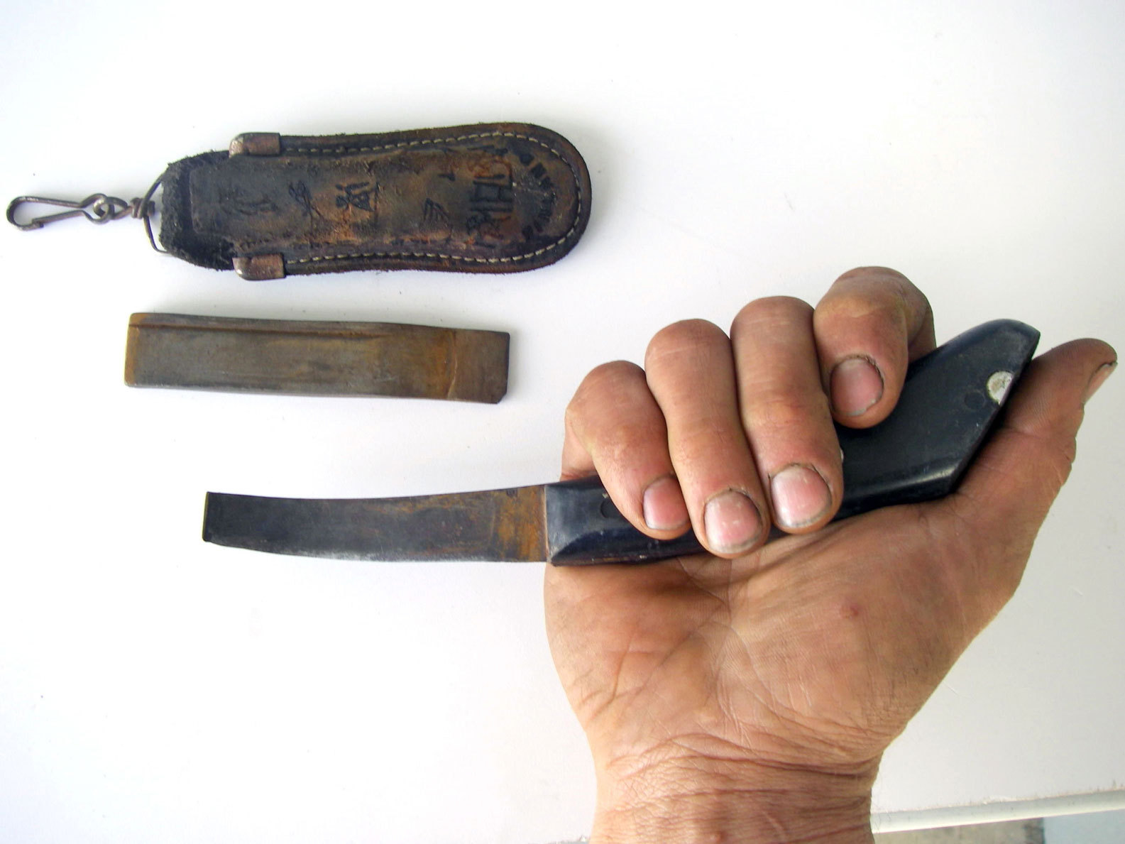 Crooked Knife