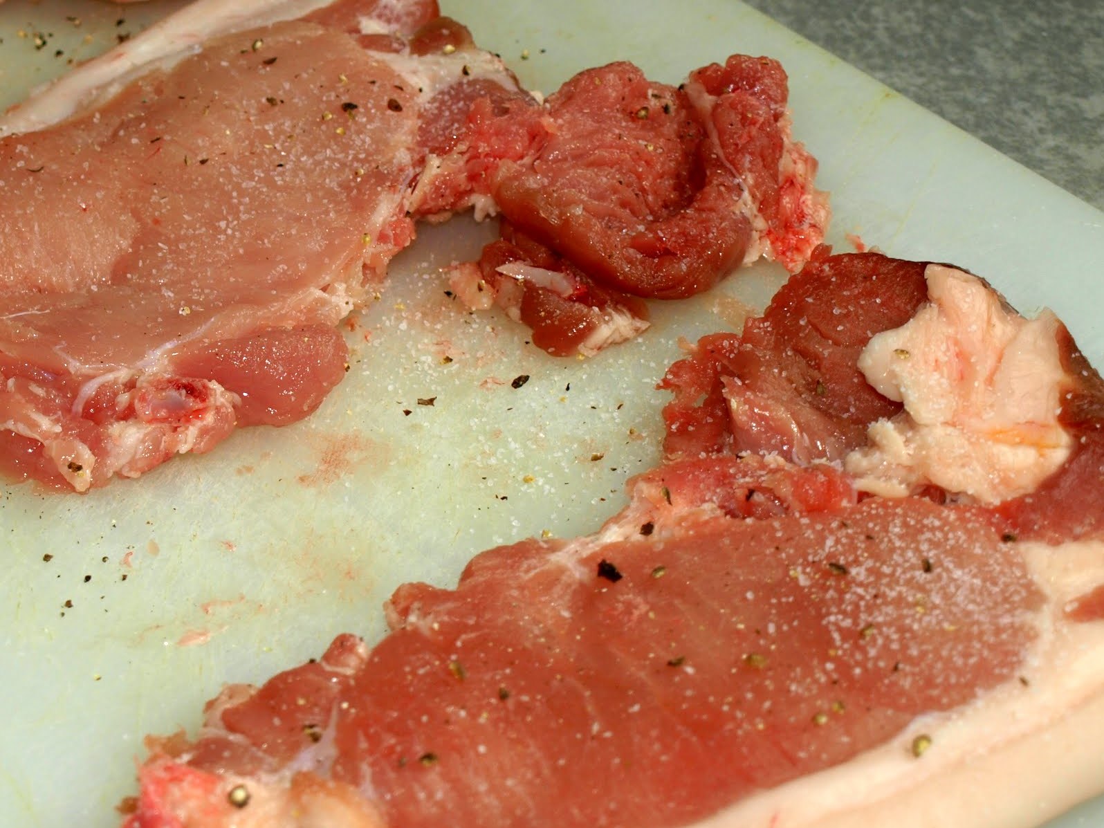 Pork Cutlets in&nbsp;Breadcrumbs