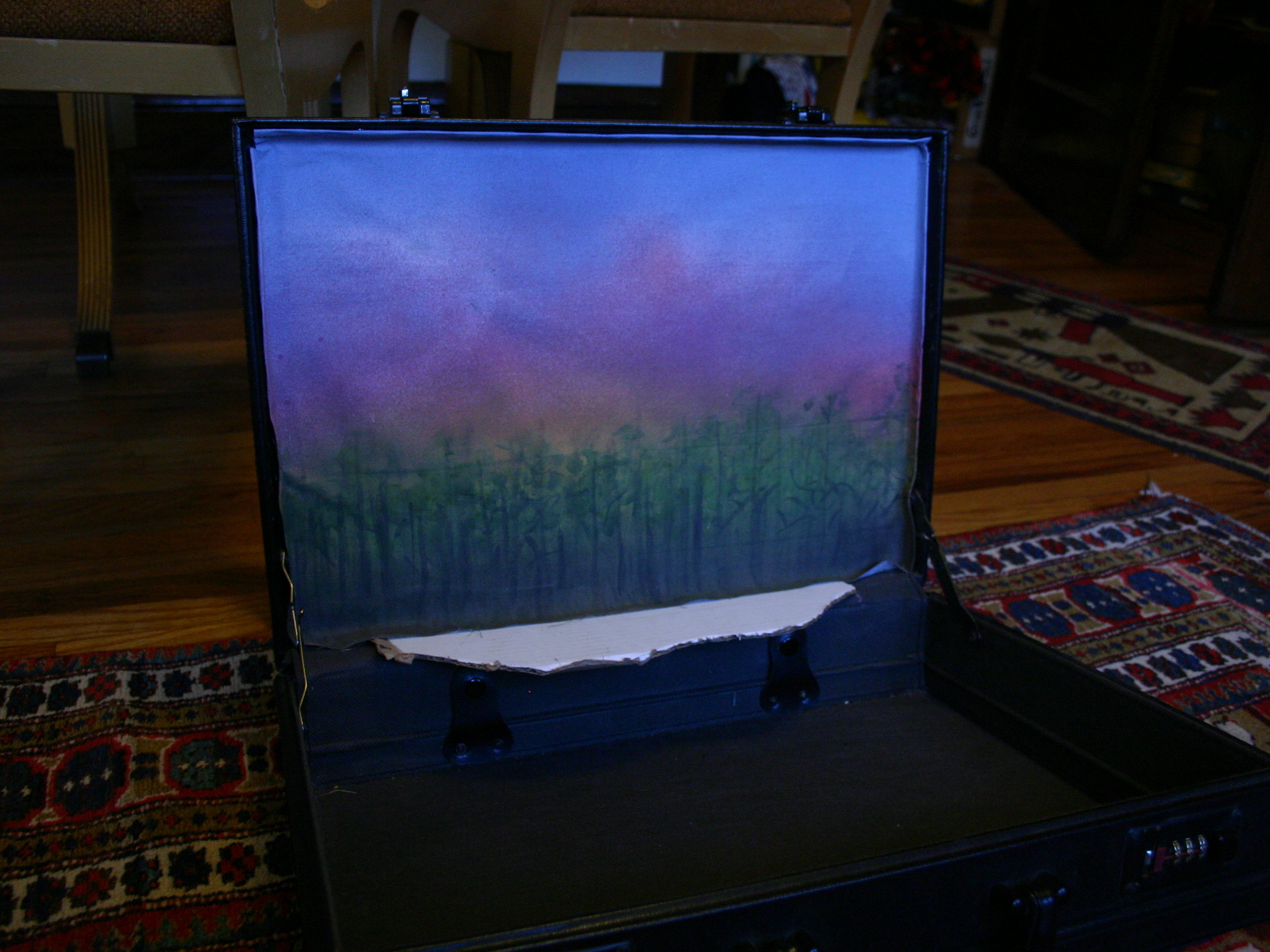 Business Lizard and Brief Case&nbsp;Diorama