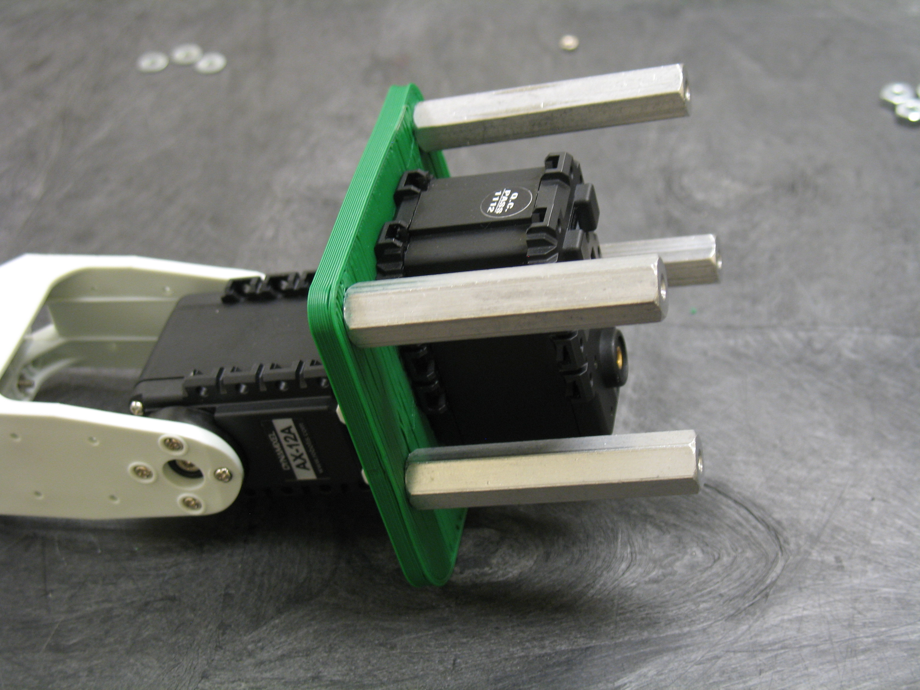 Build an Arm for Your&nbsp;TurtleBot