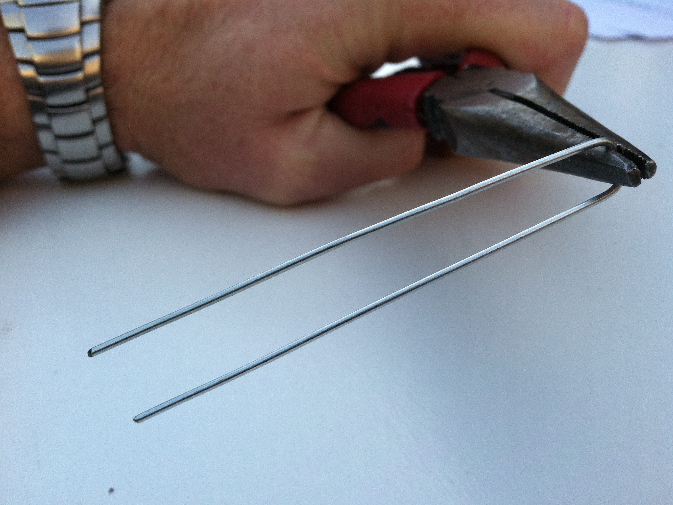 Folding-Wing Glider: Rockets Up … Glides&nbsp;Down!