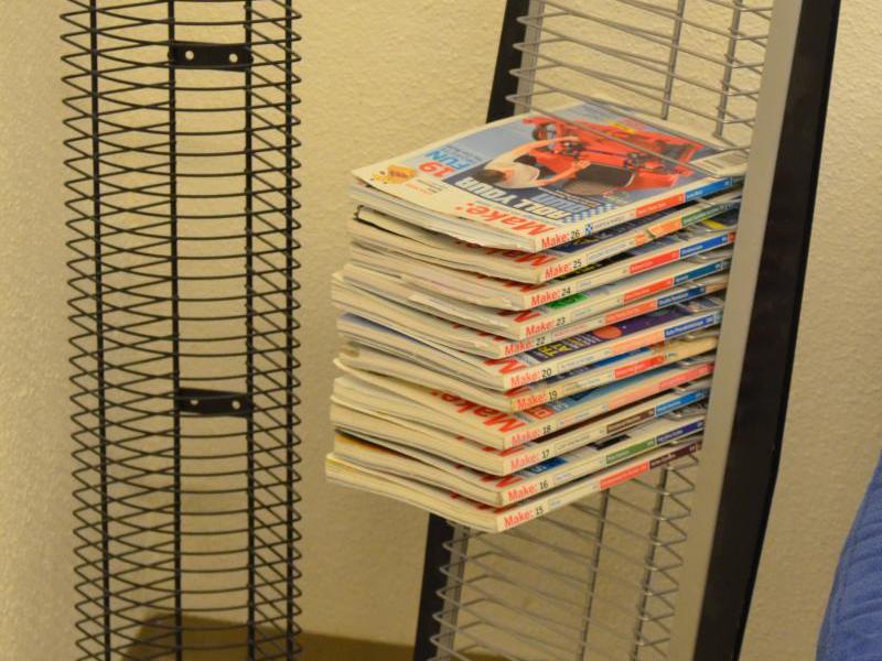 Display/Shelf for Make Magazines
