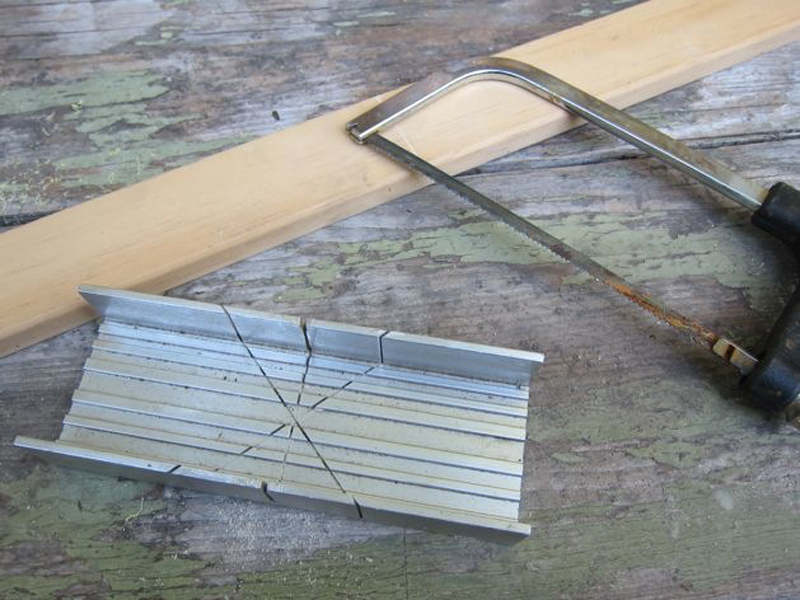 Make Straight Wood Cuts with a Miter Box