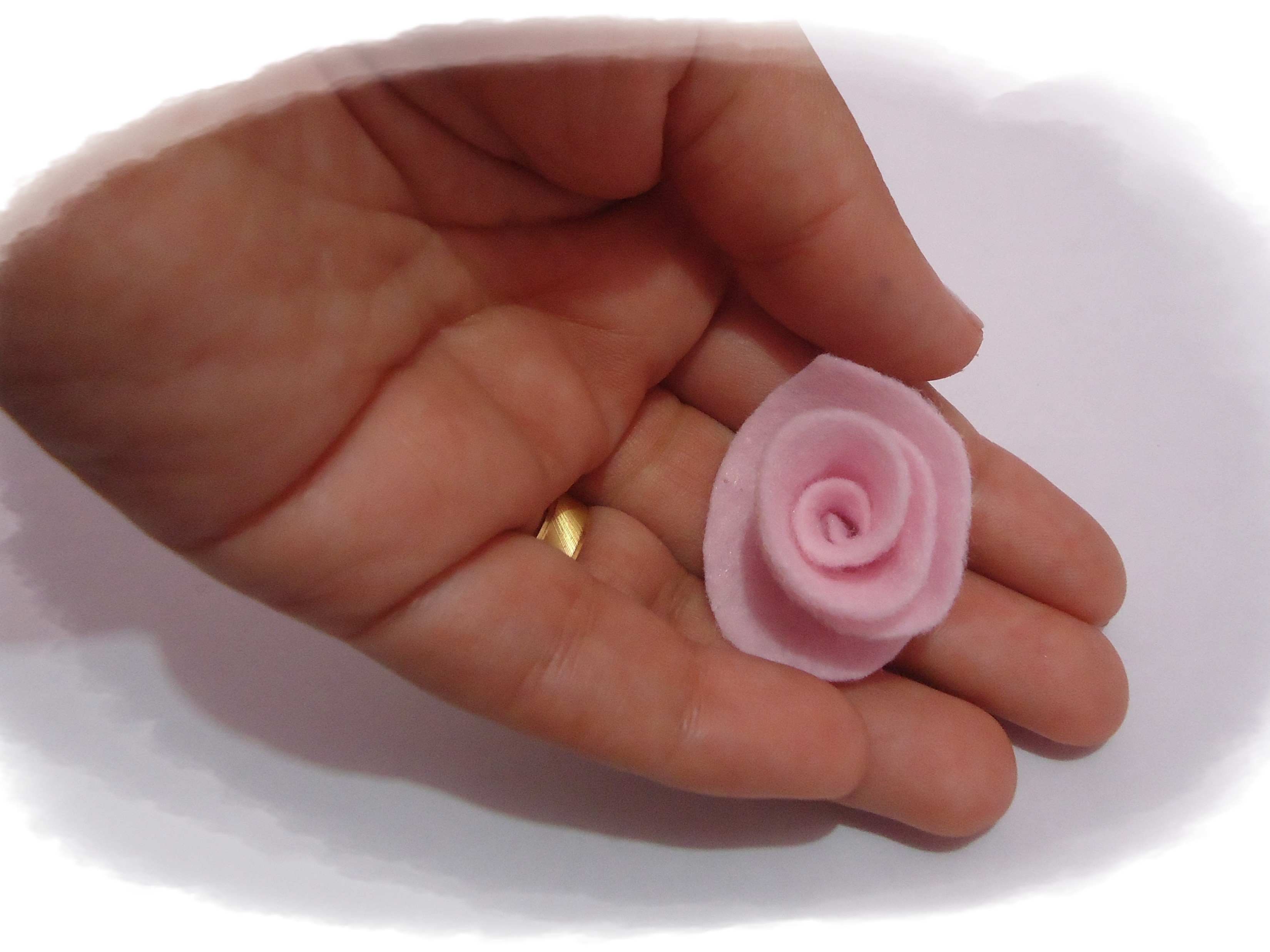 Felt&nbsp;Flower