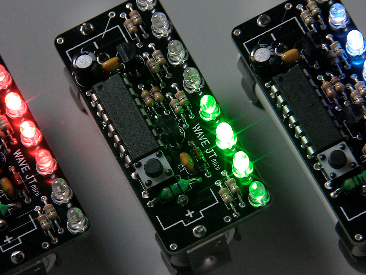 Wave JT – LED Chaser with Joule Thief