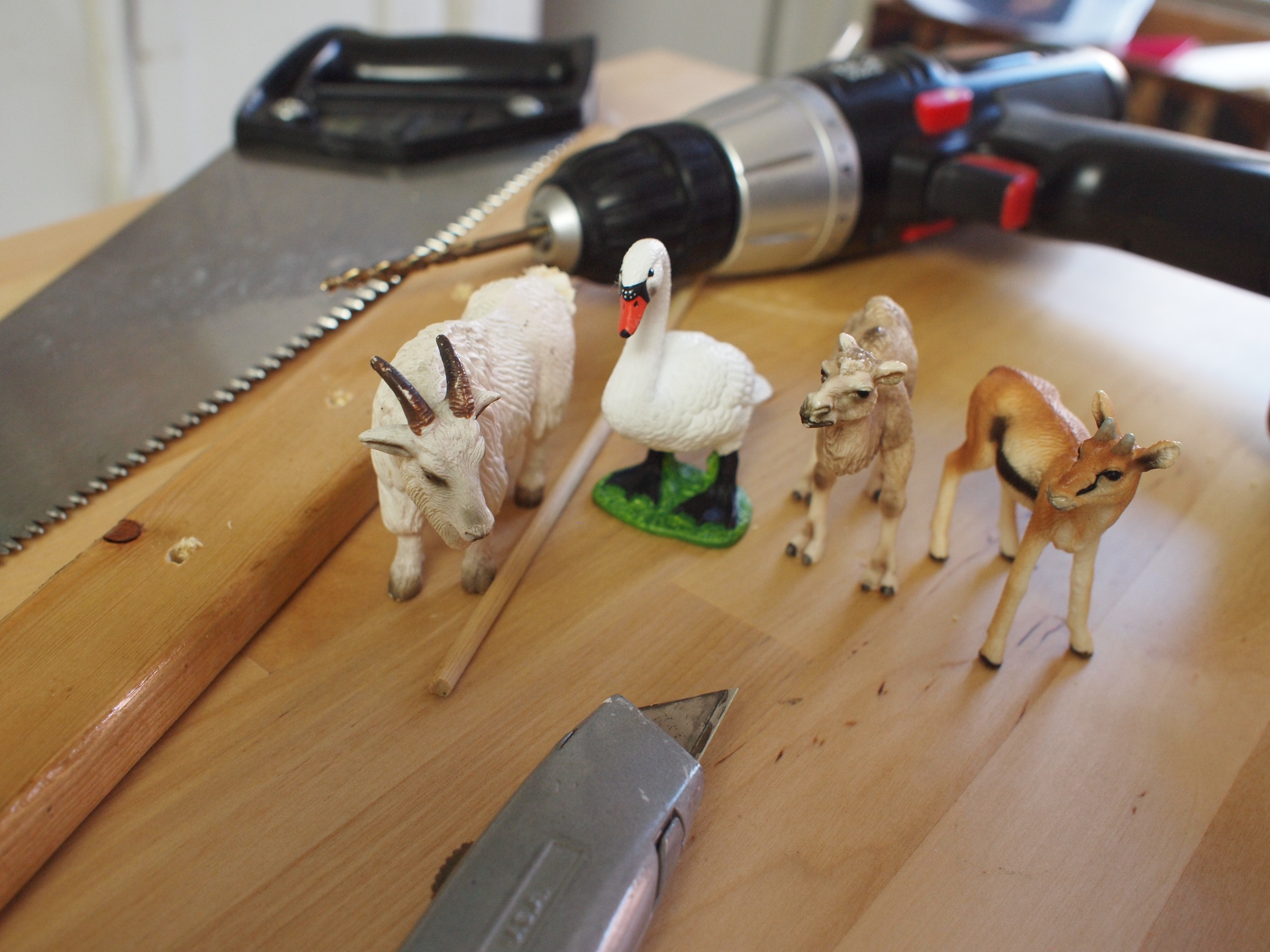 Animal Figurine Jewelry&nbsp;Rack