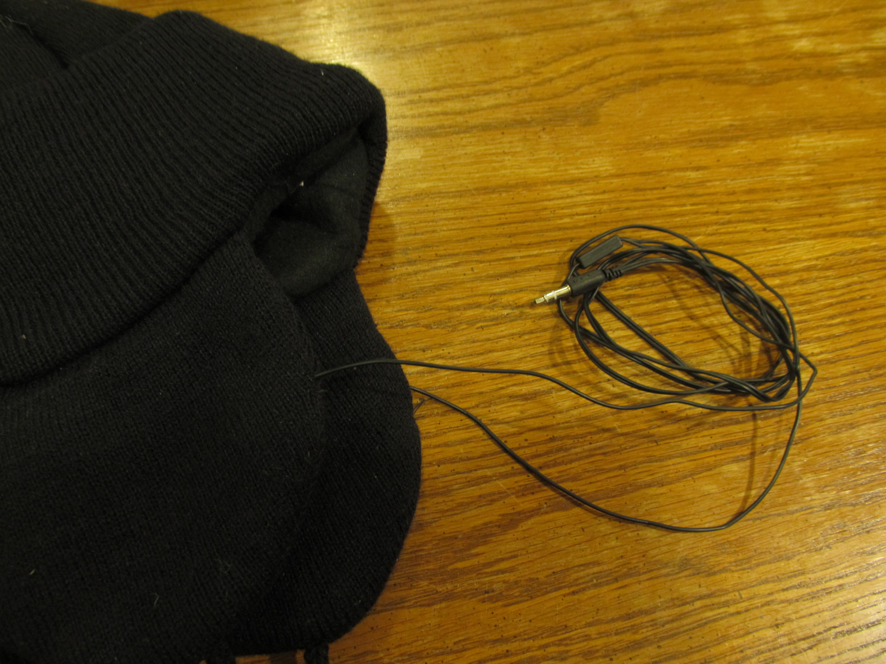 HeadphoneHat
