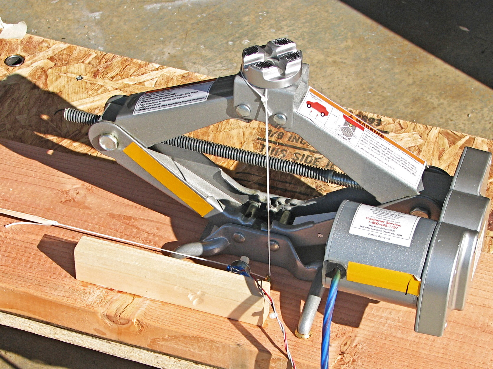 One-Ton Linear Servo