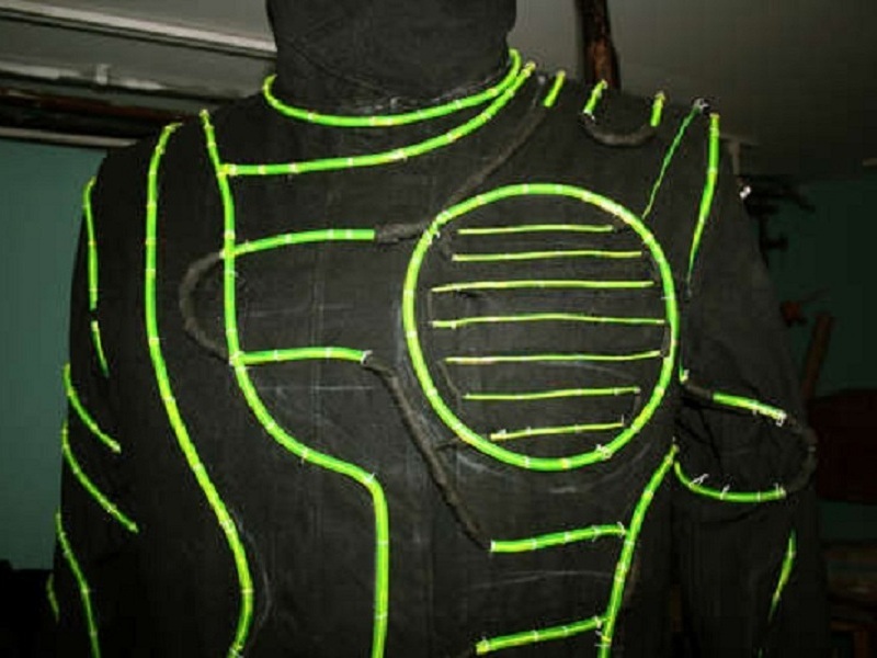 Light-Up EL Wire&nbsp;Costume