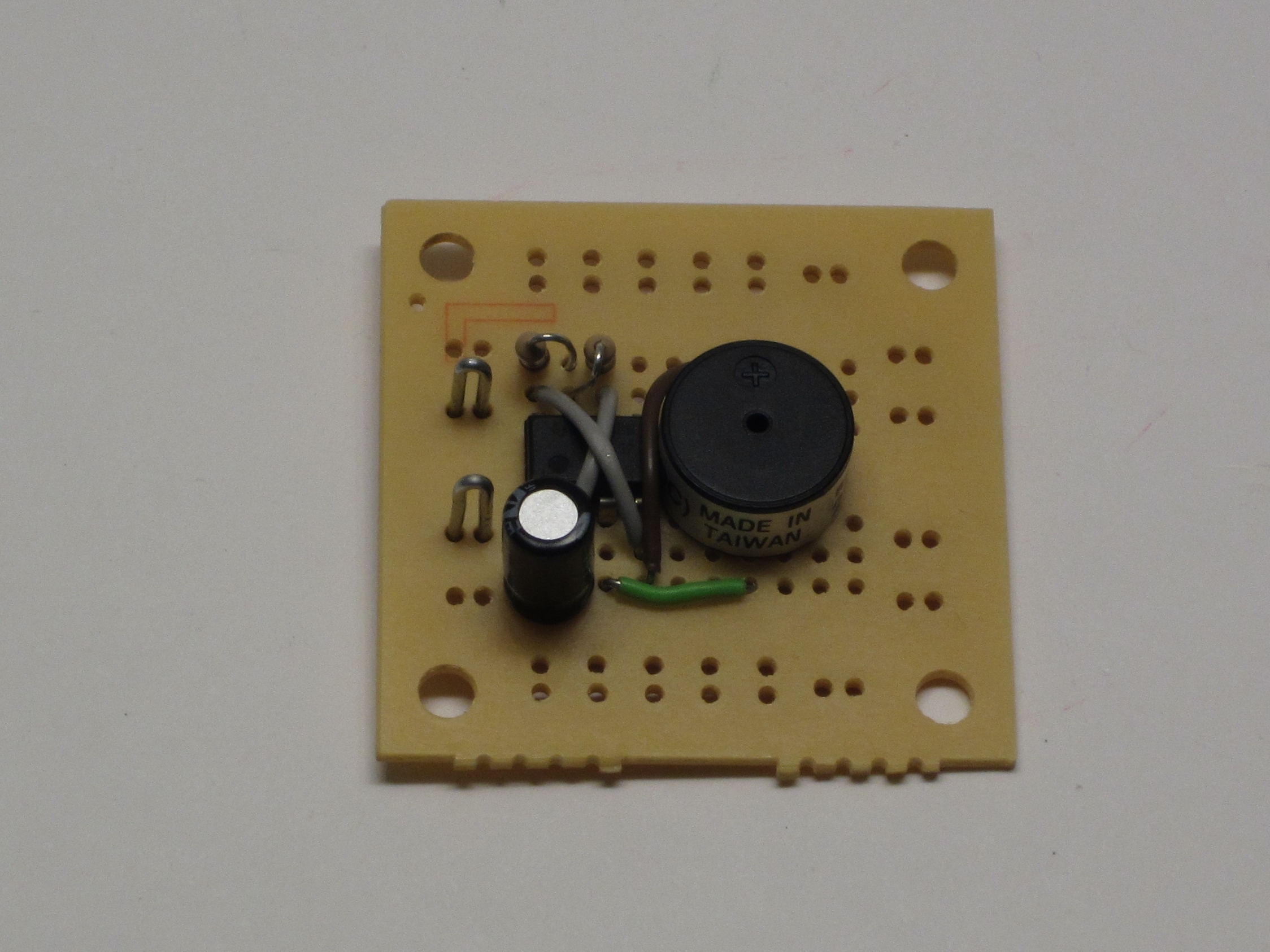 New Project: Miniature Beeping Circuit Prank