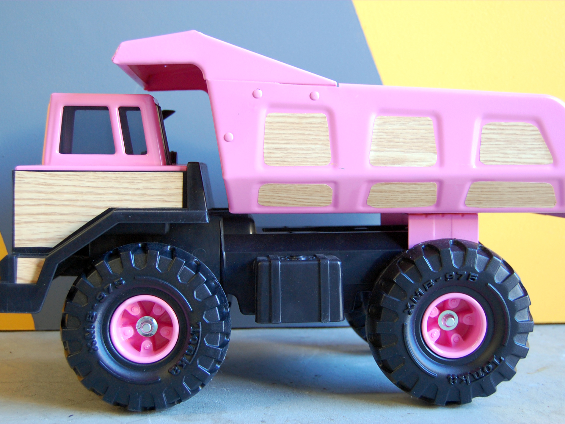 Kustom Tonka Trucks Make