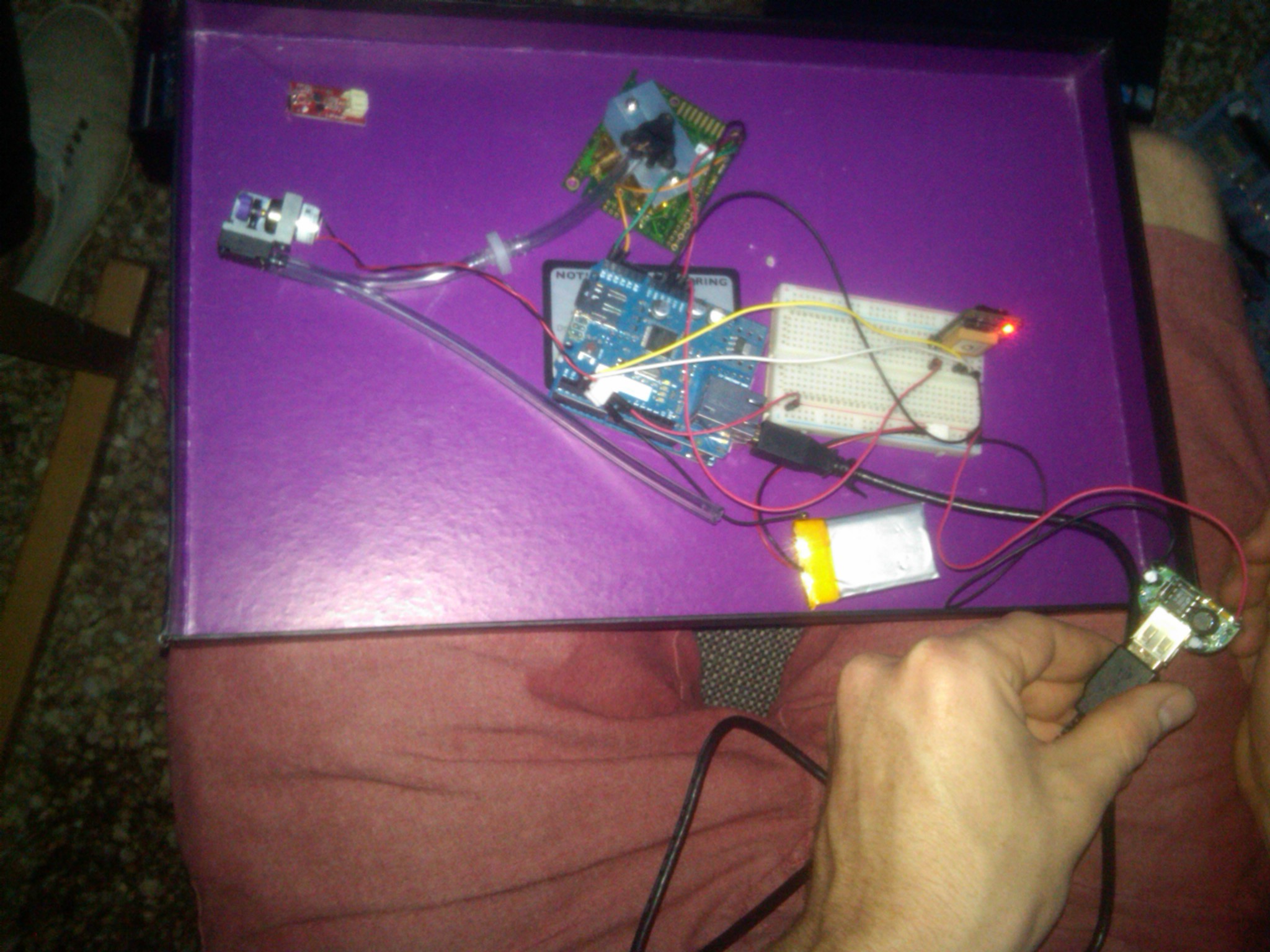 Making a CO2/GPS logger powered by a bike&nbsp;dynamo