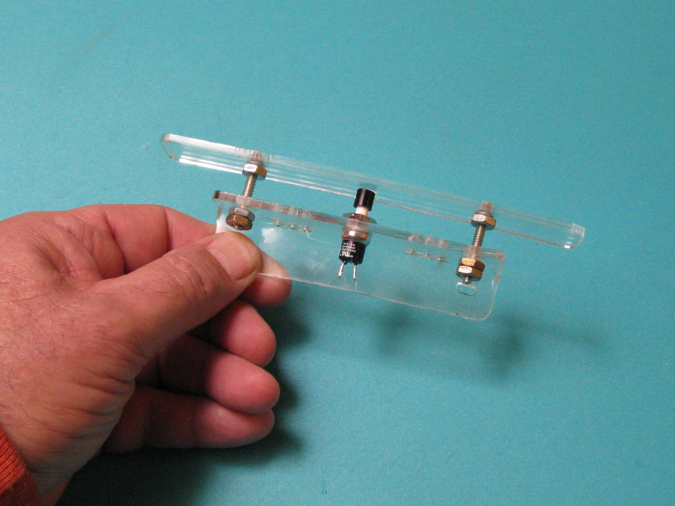 Bump Sensor for the Tiny Wanderer