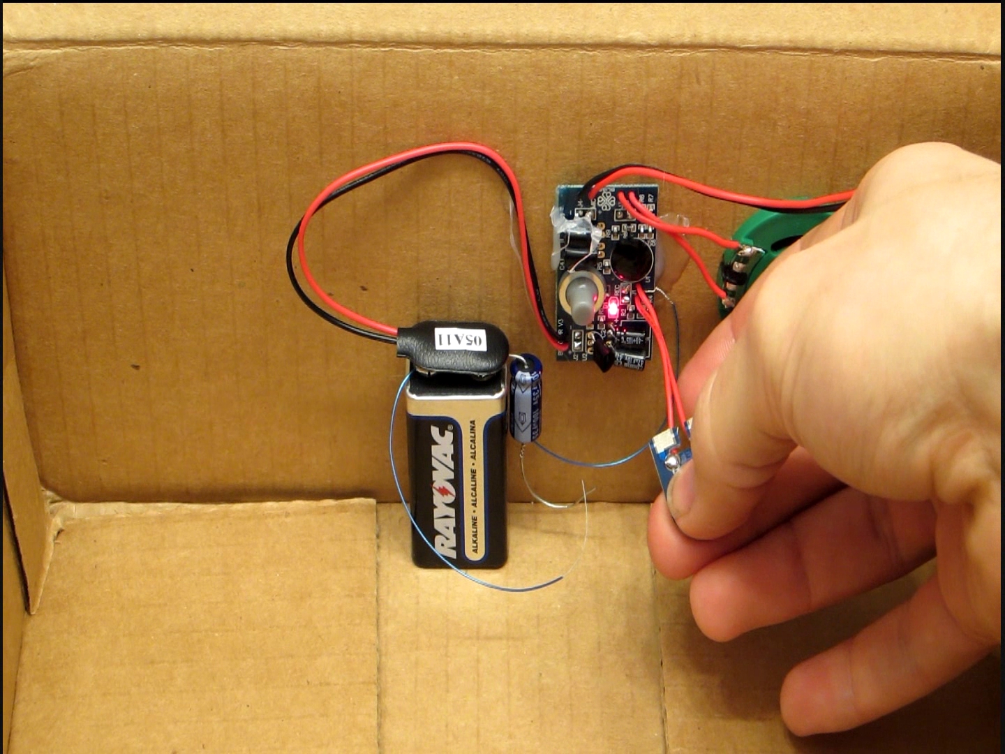 Shake-Activated Present&nbsp;Prank