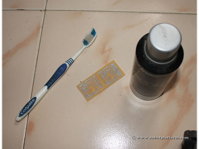 PCB Etching Using Toner Transfer&nbsp;Method