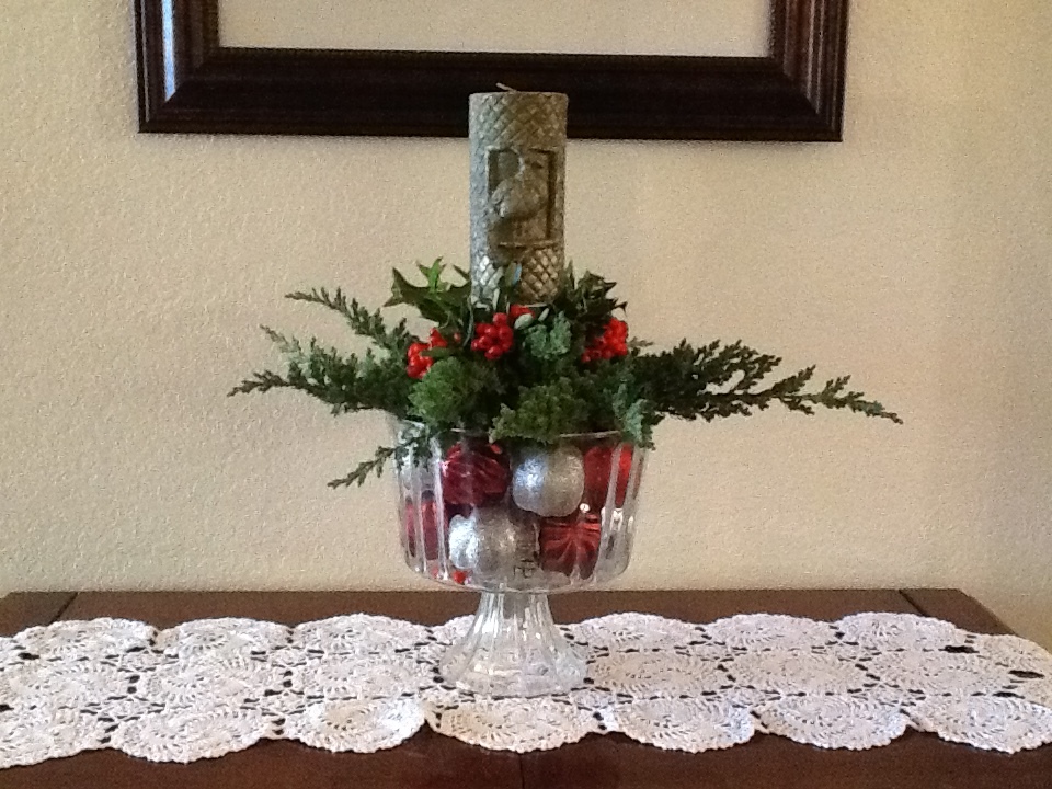 New Project: Easy Holiday Centerpiece