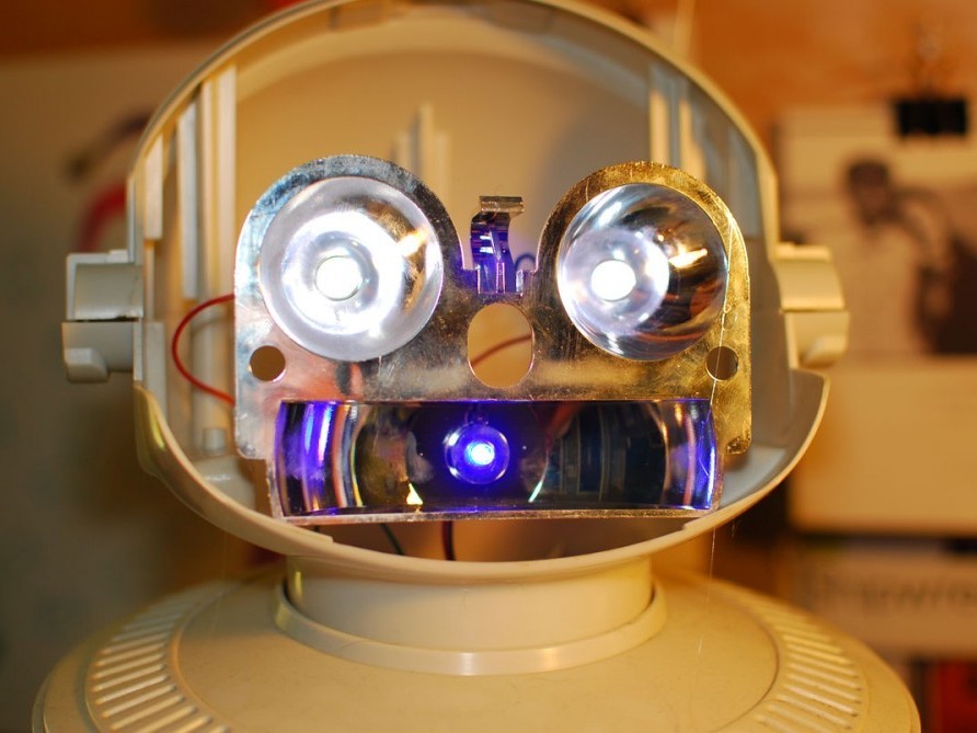 Robot Resurrection : A New Life for an Old Friend, Robie Sr., Part&nbsp;One