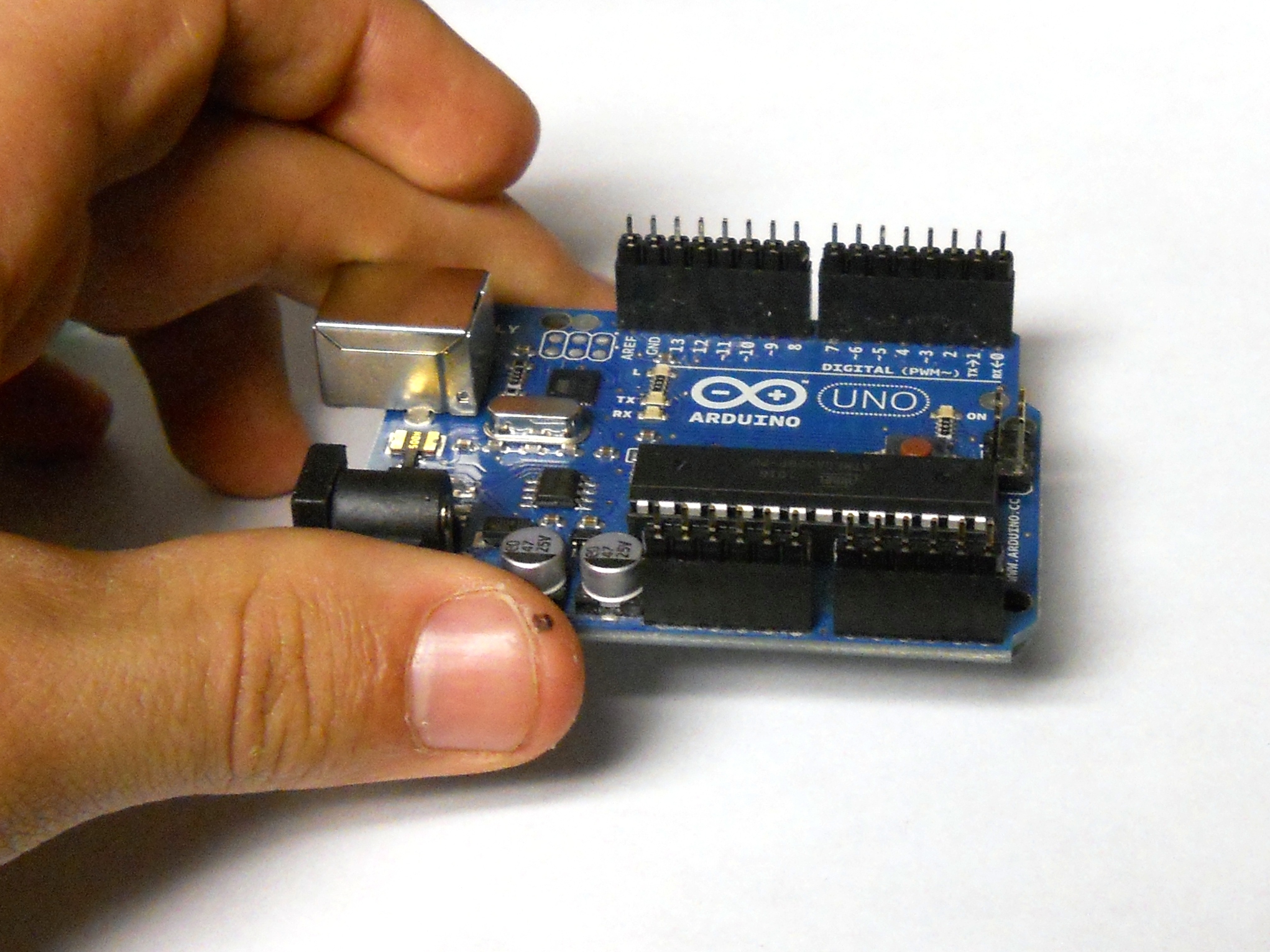 Build your own Arduino-Controlled Robot!