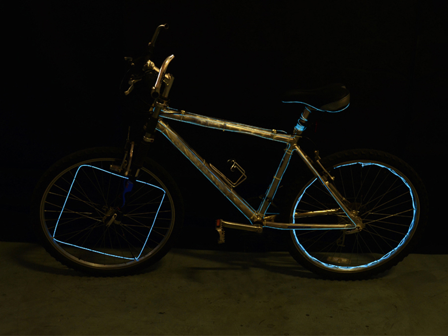 New Project: EZ-EL Wire Bicycle