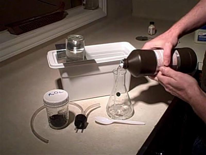 Collect Oxygen Over&nbsp;Water