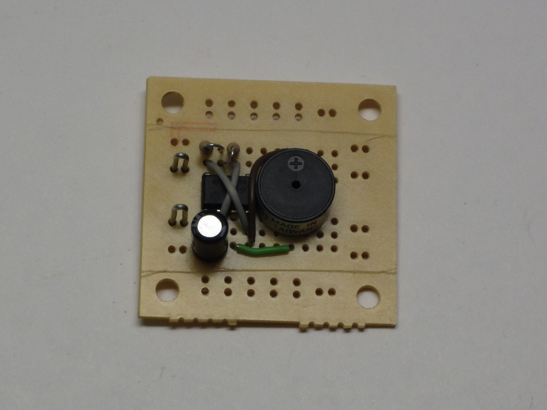 Miniature Beeping Circuit&nbsp;Prank