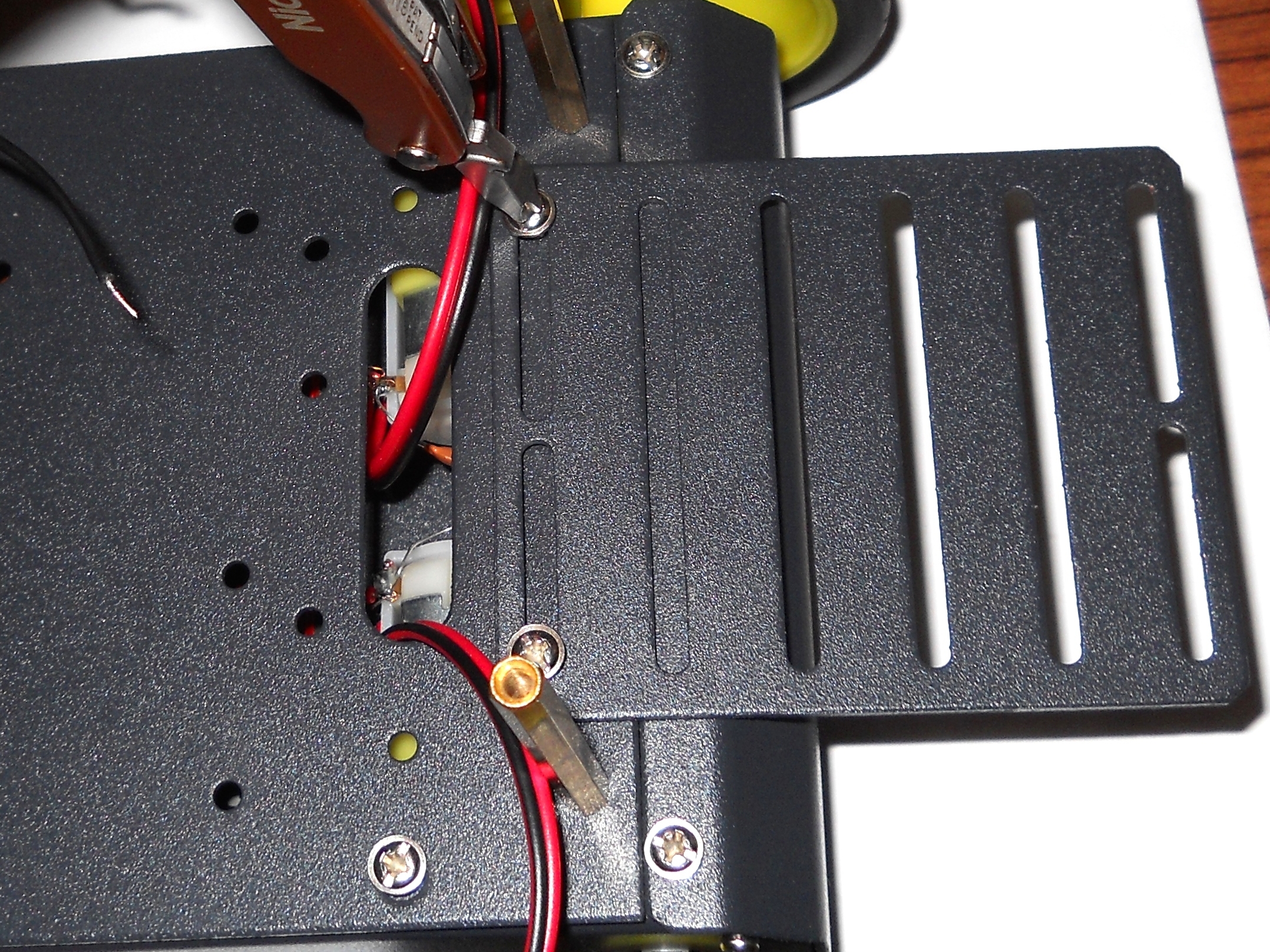 Build your own Arduino-Controlled Robot!