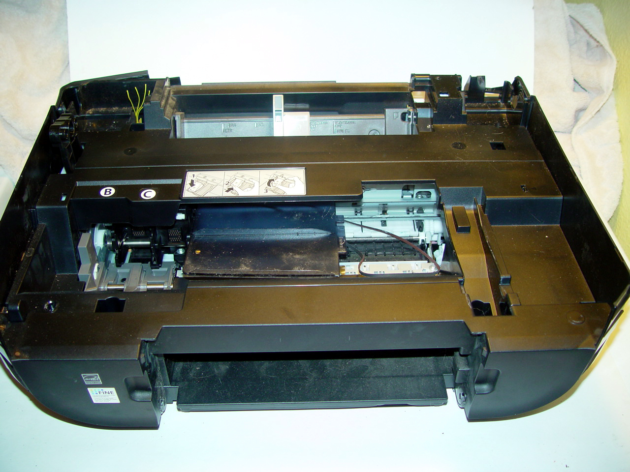 Don’t Waste eWaste: UnMaking a Canon Printer/Scanner/Fax into Parts