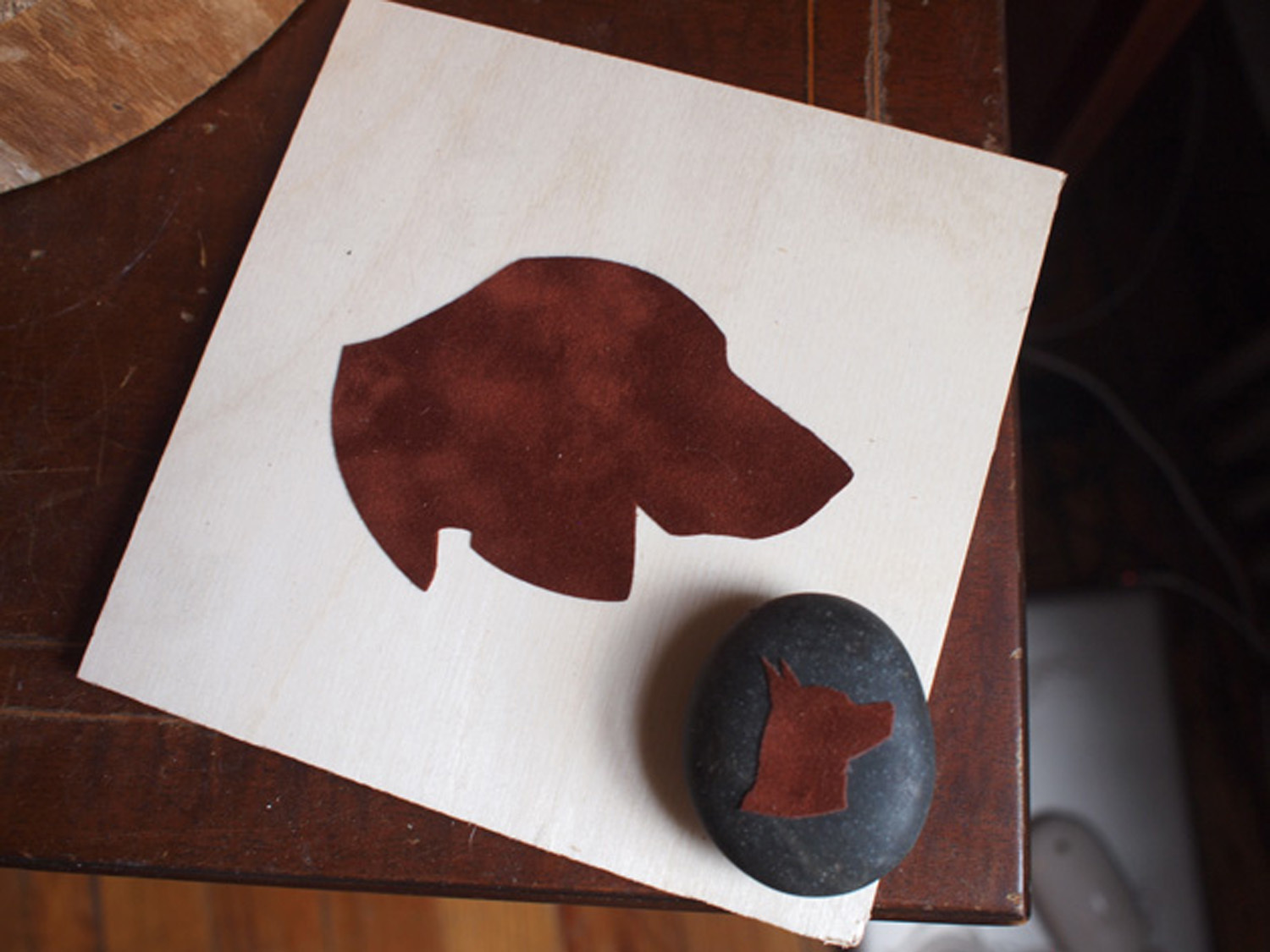New Project: Silhouette Dog Portrait Using Illustrator