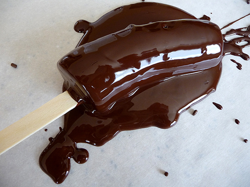 Chocolate Banana Pops