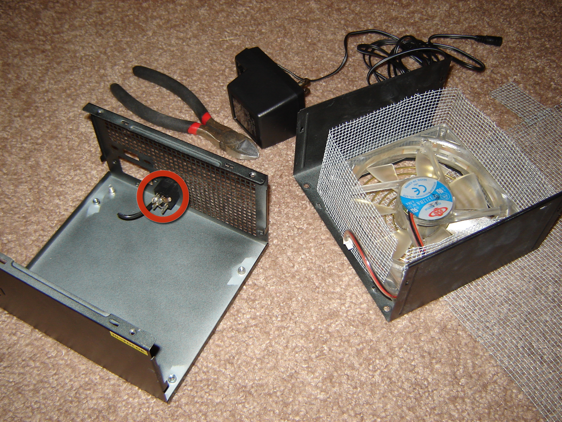 Re-purposed Power Supply Fume&nbsp;Extractor