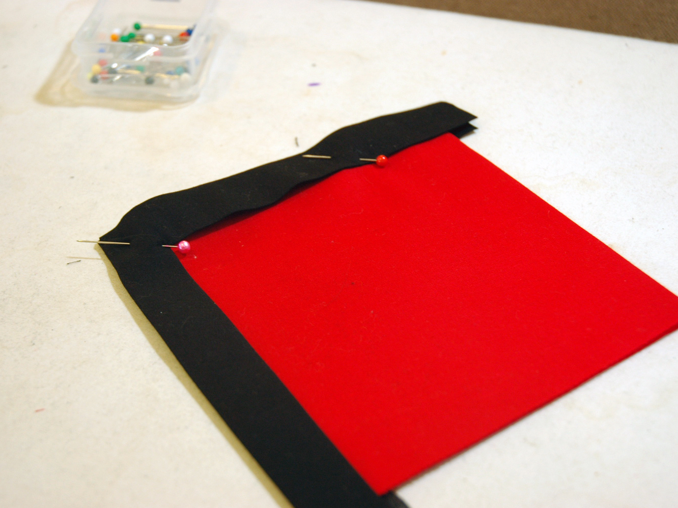 La Roux&nbsp;Costume