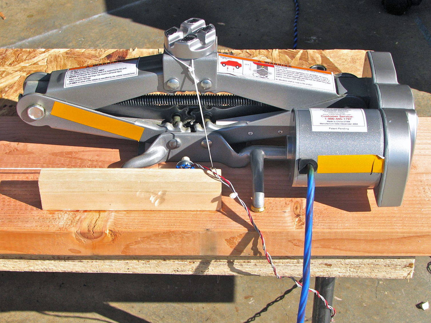 One-Ton Linear Servo