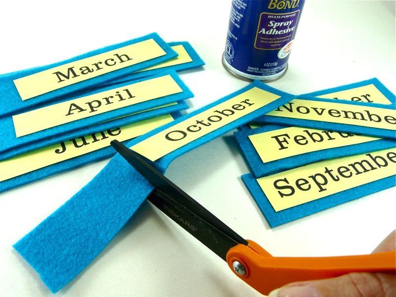 Perpetual Button&nbsp;Calendar