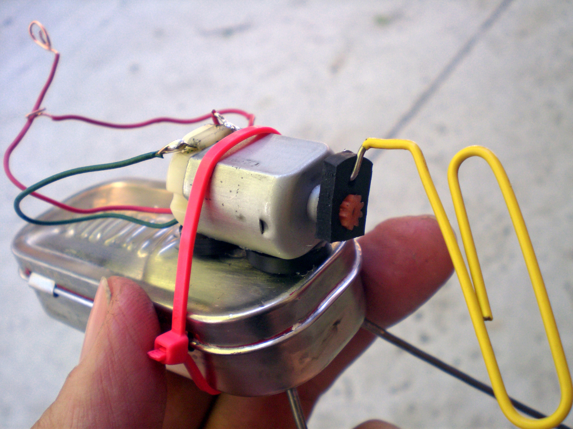 Vibrobots