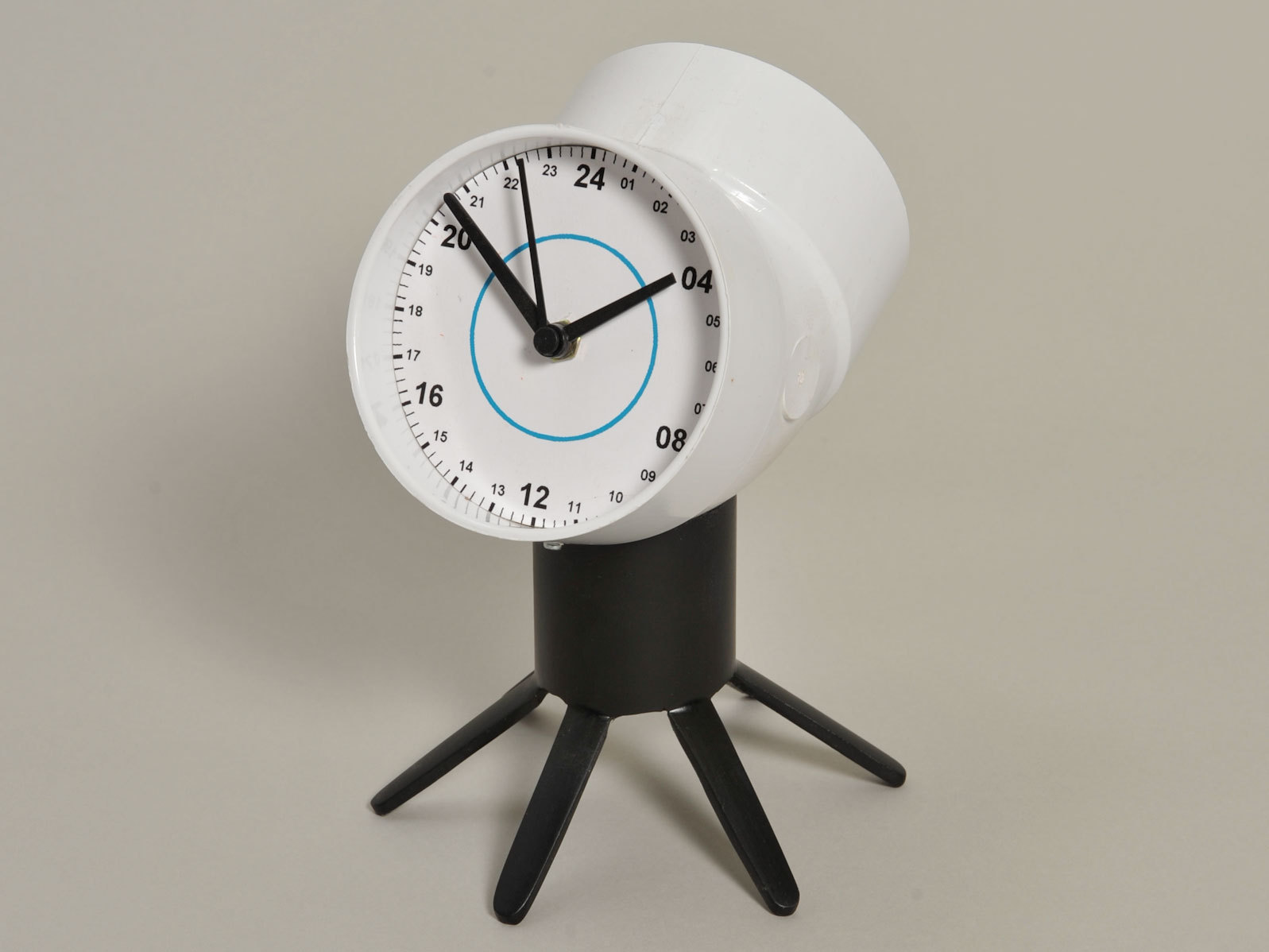New Project: PVC Two-Faced Clock