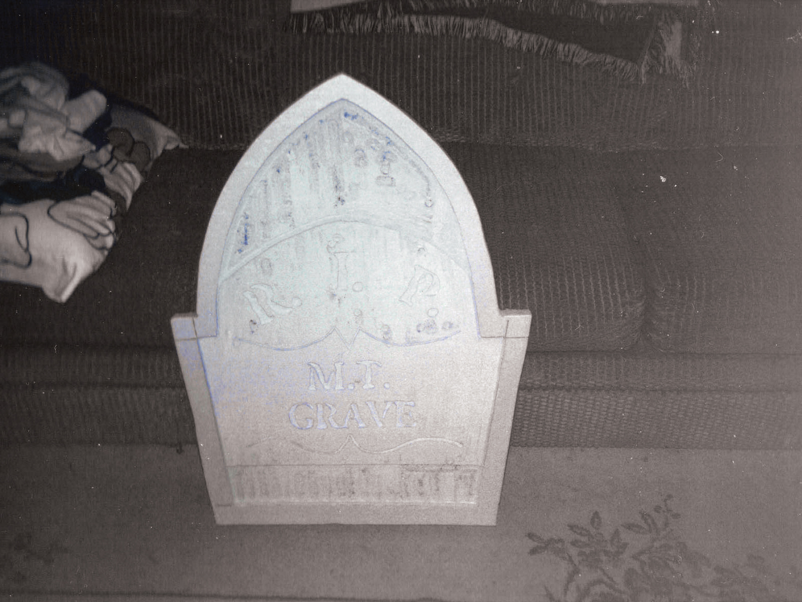 Styrofoam&nbsp;Tombstones