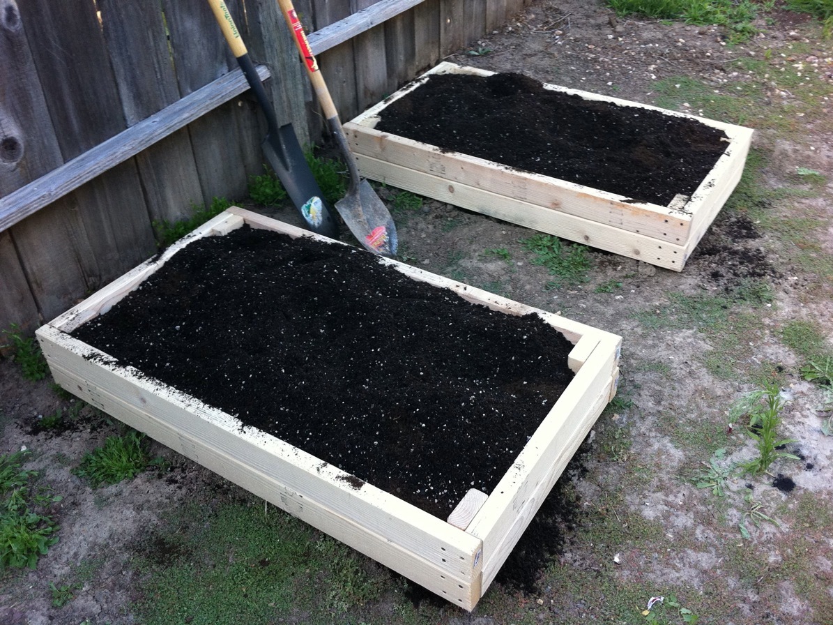 2x4 Planter Boxes Make