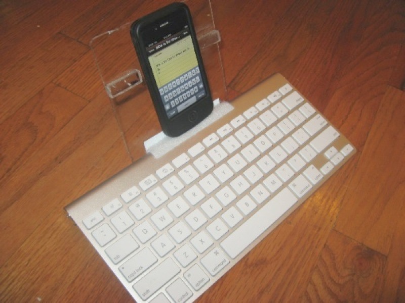 iPhone Keyboard Stand